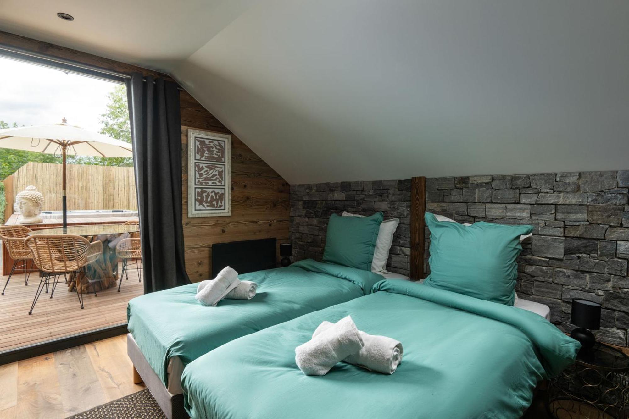 Lilou Shelter Chalet *